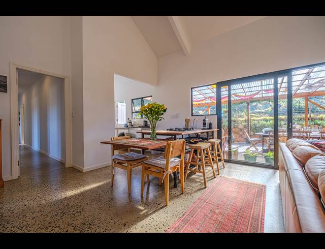 3 BEDROOM HOUSE FOR SALE IN FAIRVIEW ESTATES